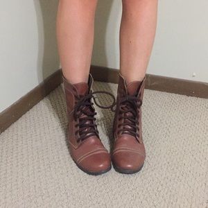 Steve Madden Lace Up Brown Booties Size 6.5